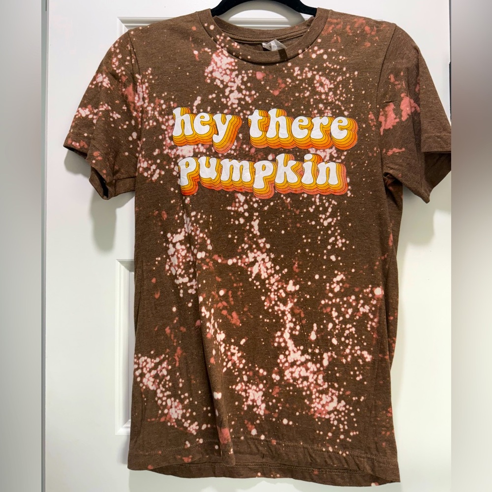 Bella Canvas “Hey there Pumpkin” T-shirt size small